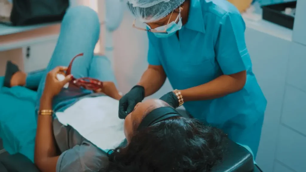 Nie czekaj na ból! Dlaczego profilaktyczne wizyty u dentysty są tak ważne? - 2