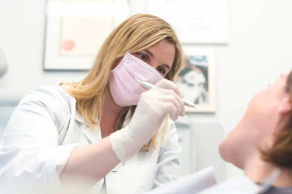 Nie czekaj na ból! Dlaczego profilaktyczne wizyty u dentysty są tak ważne? - 3